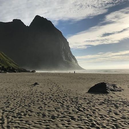 Ett Roms Leilighet Vestvagoy Gravdal  Экстерьер фото